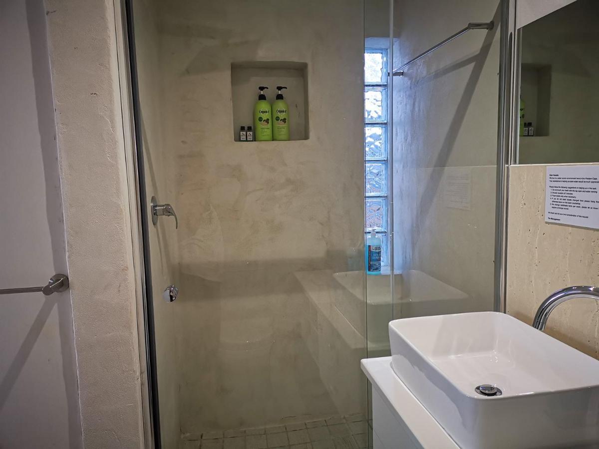 Rachawadee Accomodation​ & Health Spa Simonʼs Town Exterior foto