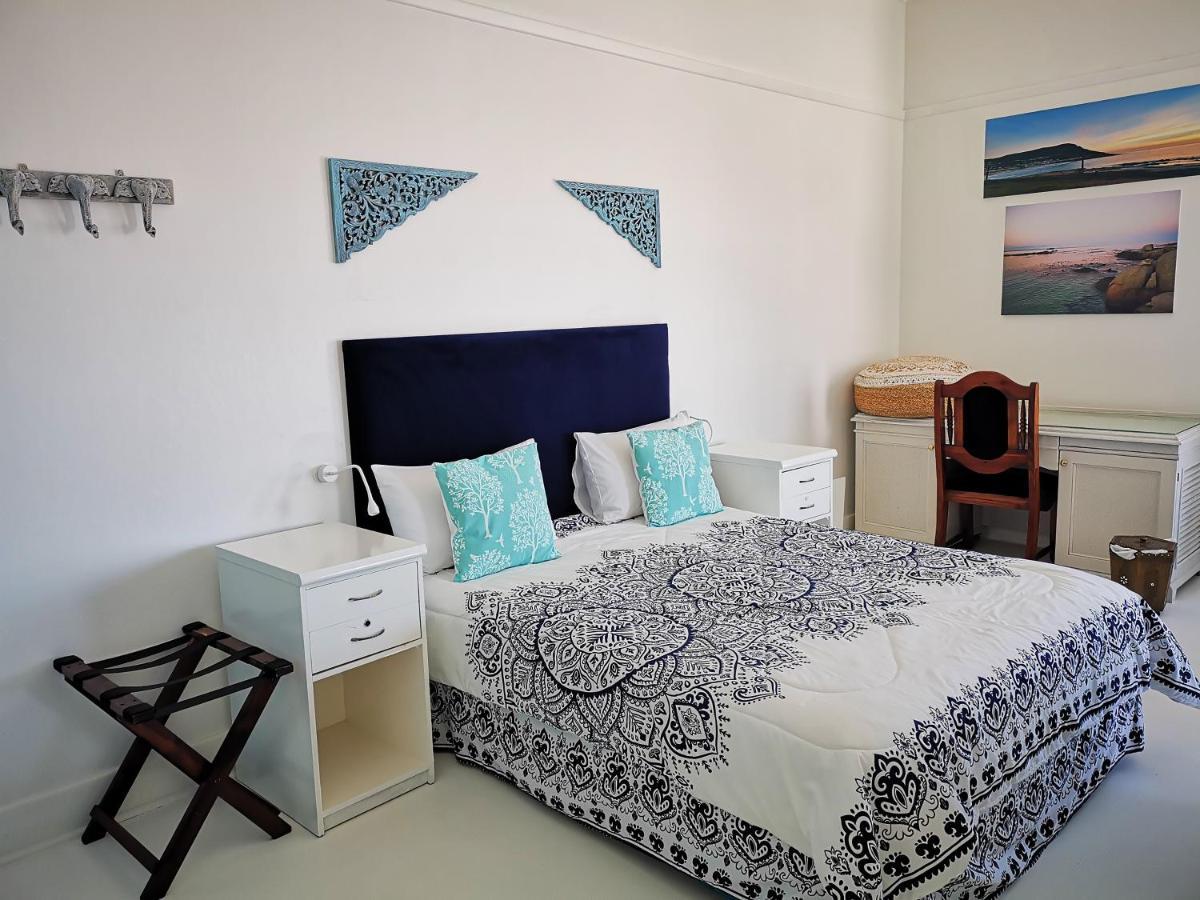 Rachawadee Accomodation​ & Health Spa Simonʼs Town Exterior foto